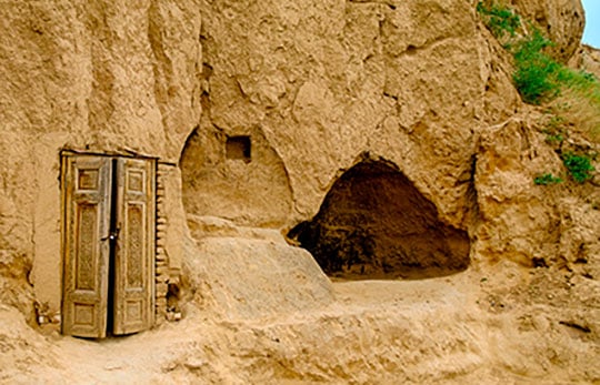 Ancient Cave Tomb of the Prophet Daniel